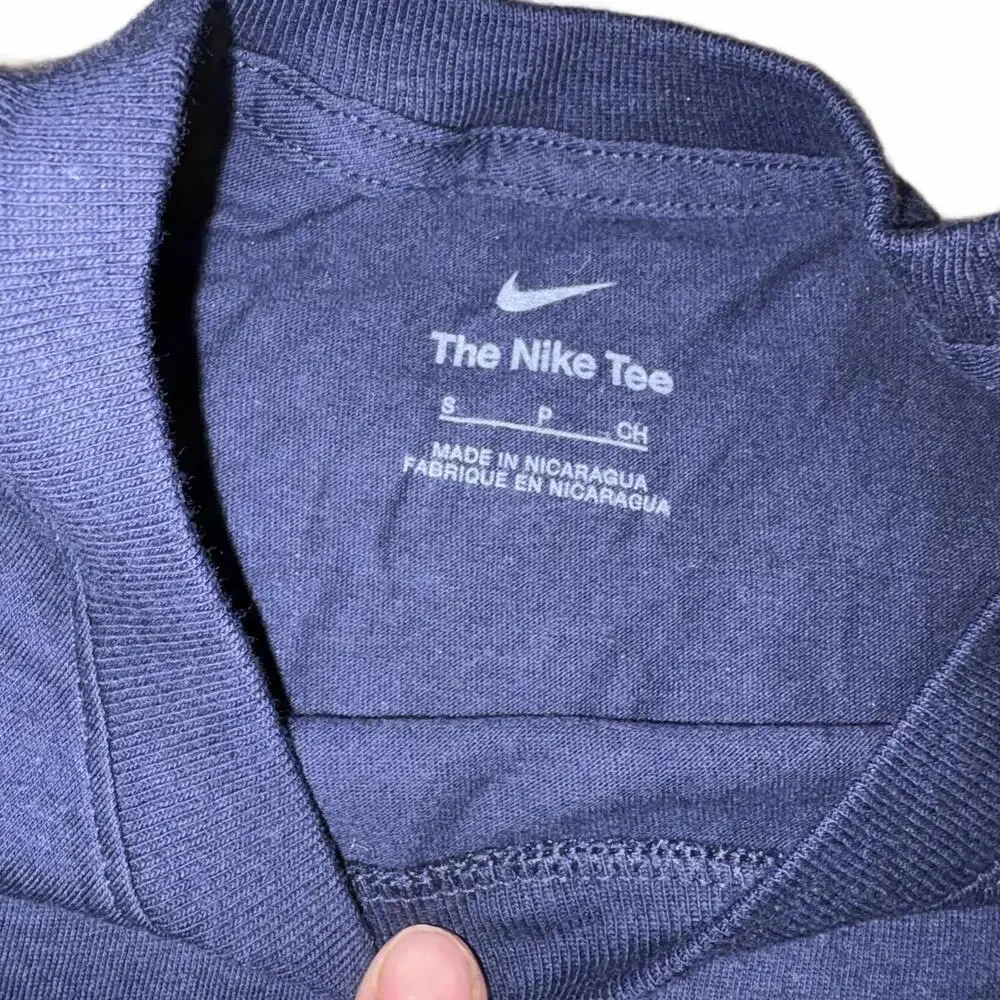 Nike this tee